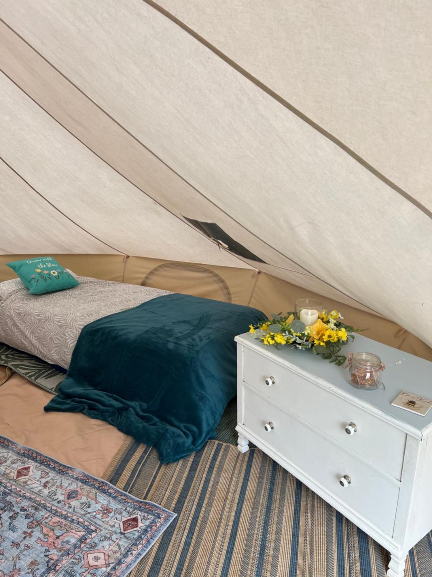 Swallows Oast Glamping Sedlescombe Extérieur photo